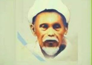 Profil Mbah Busthom KH. Nur Muhammad Abdurrahim