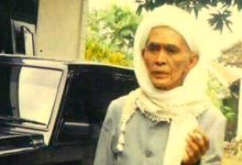 KH. Mustahdi Hasbullah Ulama Kharismatik Dari Cirebon