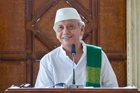 KH Achmad Chalwani